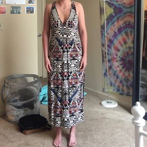 Size M, Angie Aztec Print Maxi Dress (100% Rayon)